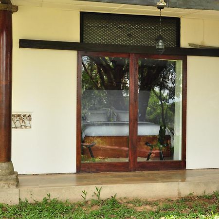 The Buena Vista Kandy Bagian luar foto