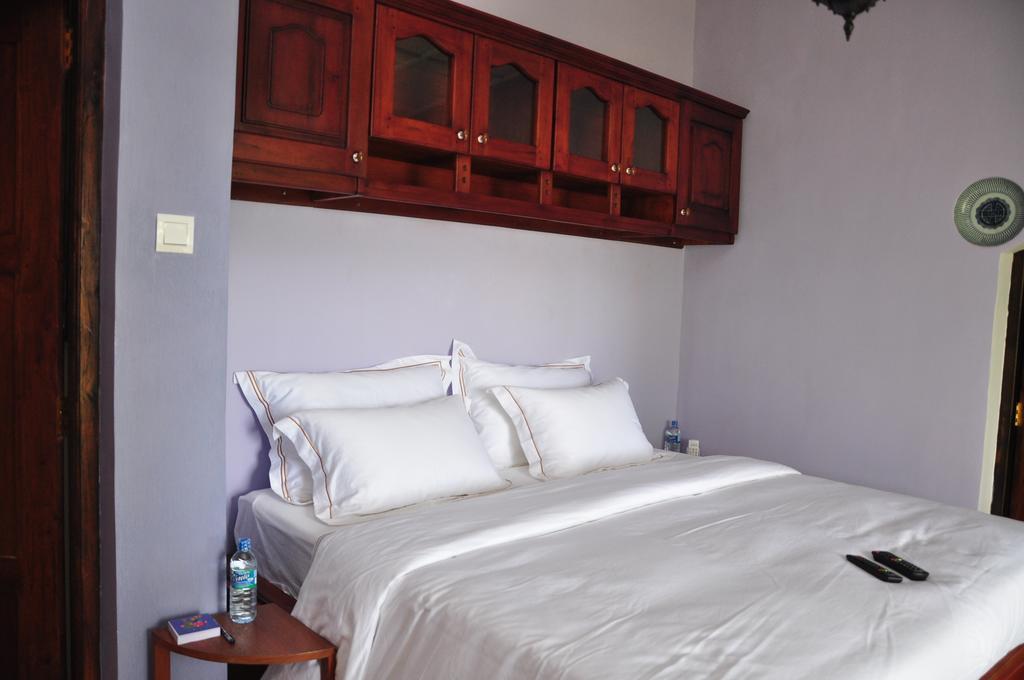 The Buena Vista Kandy Ruang foto