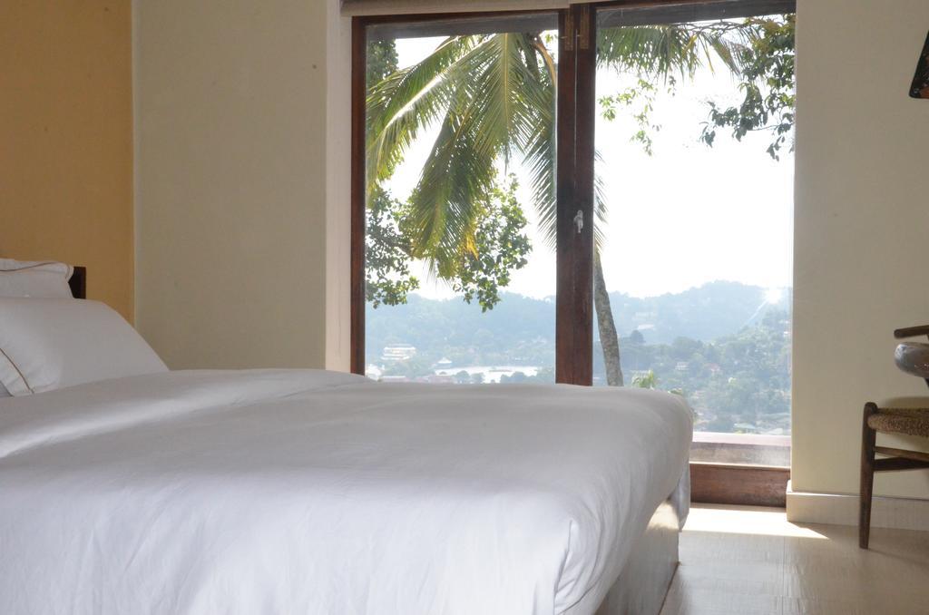 The Buena Vista Kandy Ruang foto
